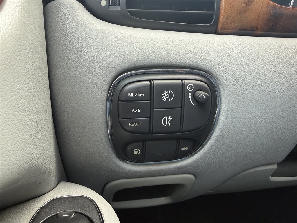 2004 Jaguar XJ - $3,400