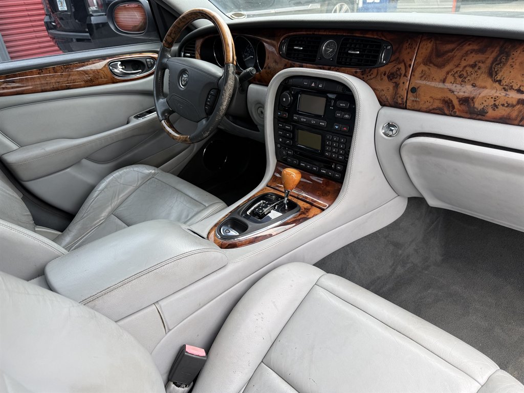 2004 Jaguar XJ - $3,400