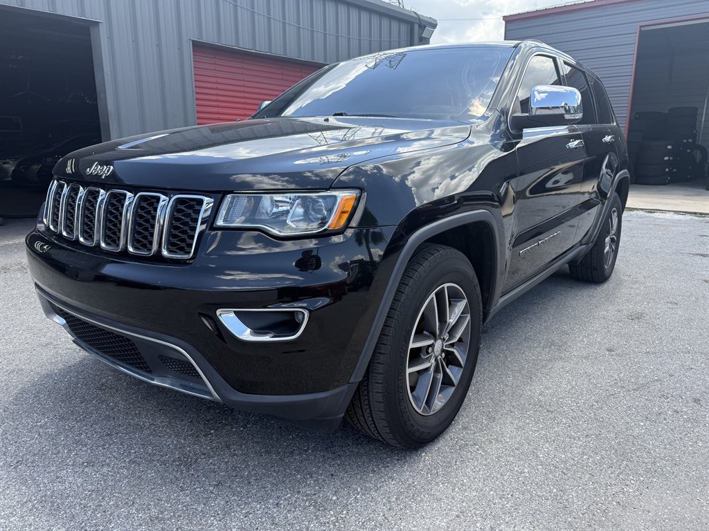 2017 Jeep Cherokee - $12,900