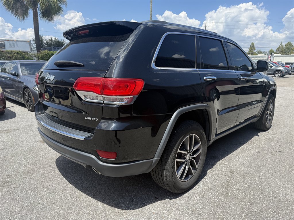 2017 Jeep Cherokee - $12,900