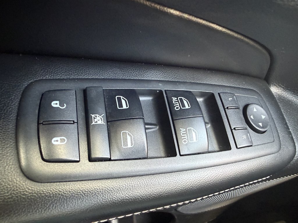 2017 Jeep Cherokee - $12,900