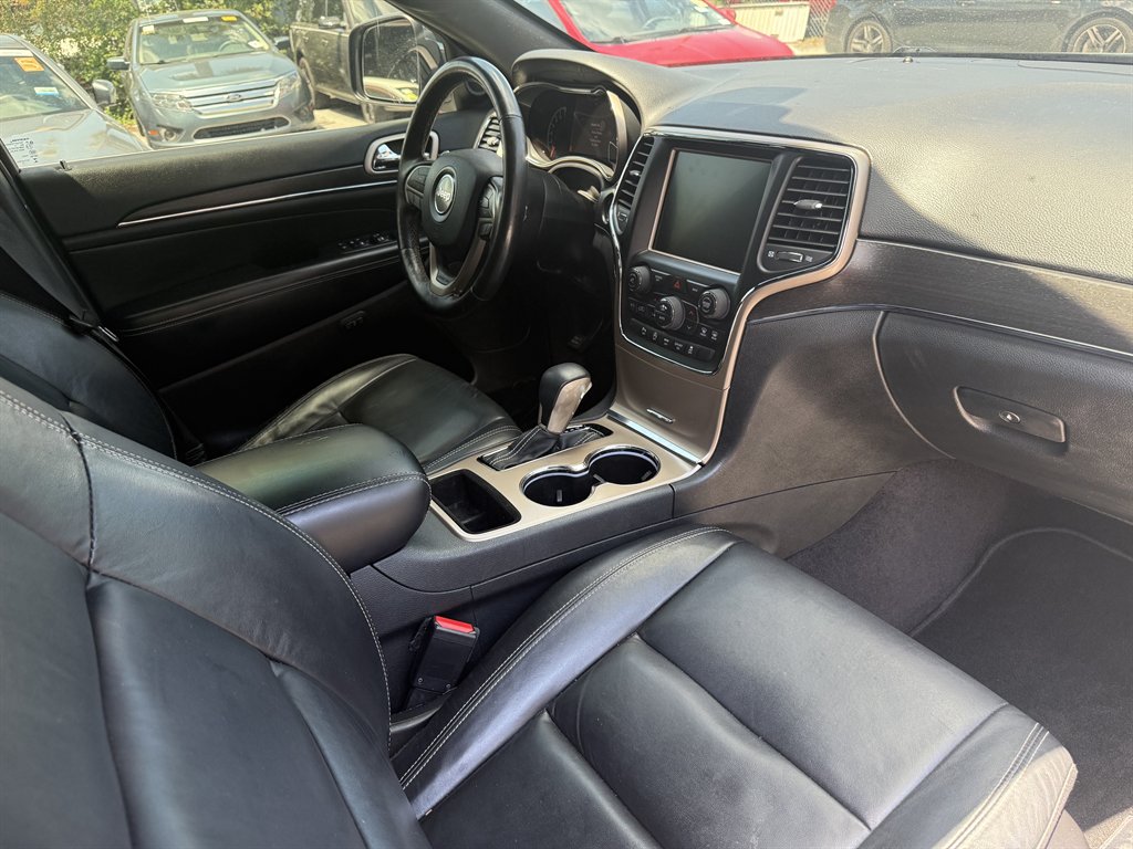 2017 Jeep Cherokee - $12,900
