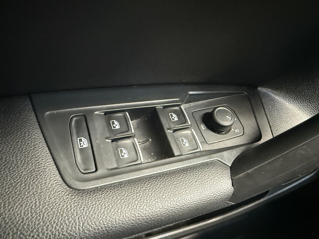2021 Volkswagen Tiguan - $12,900