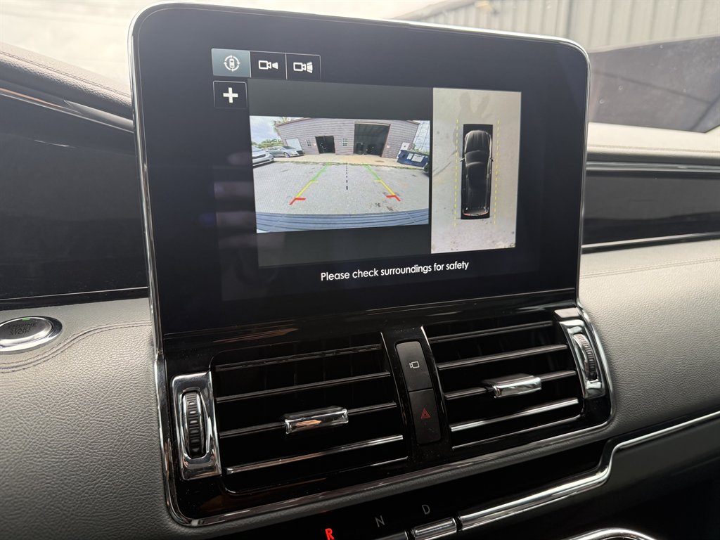 2019 Lincoln Navigator - $24,900