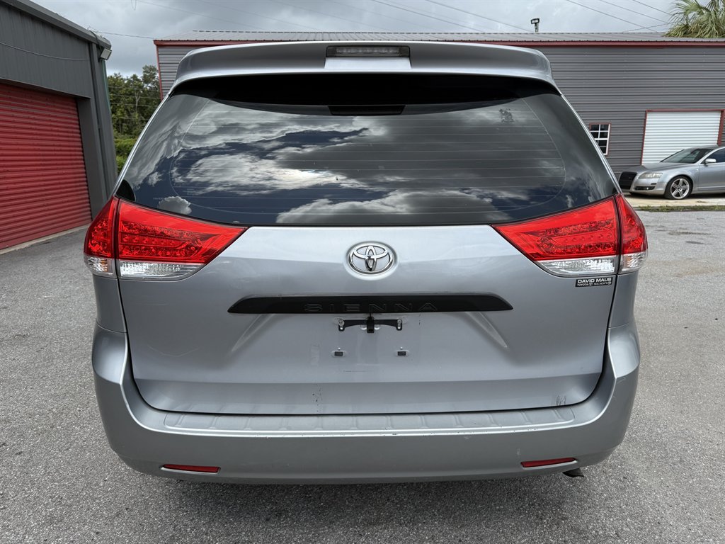 2011 Toyota Sienna - $7,900