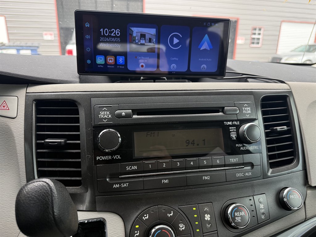 2011 Toyota Sienna - $7,900