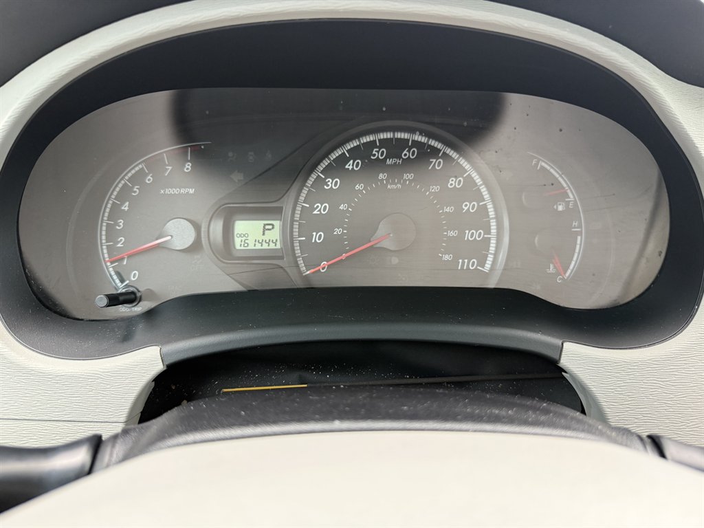 2011 Toyota Sienna - $7,900