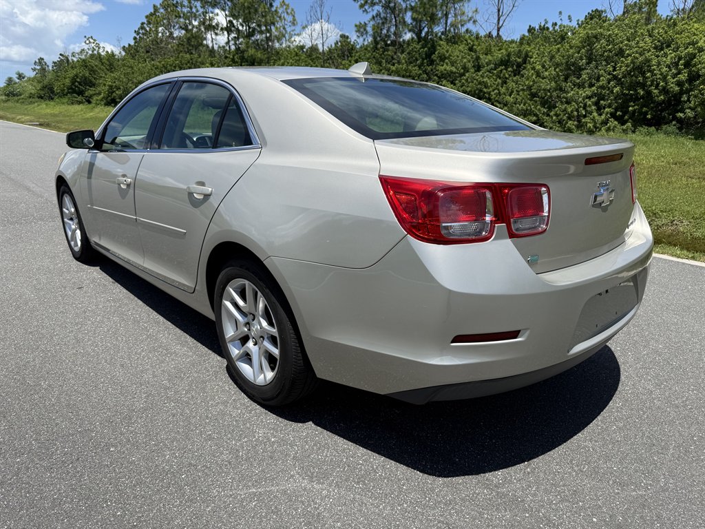 2014 Chevrolet Malibu - $6,900