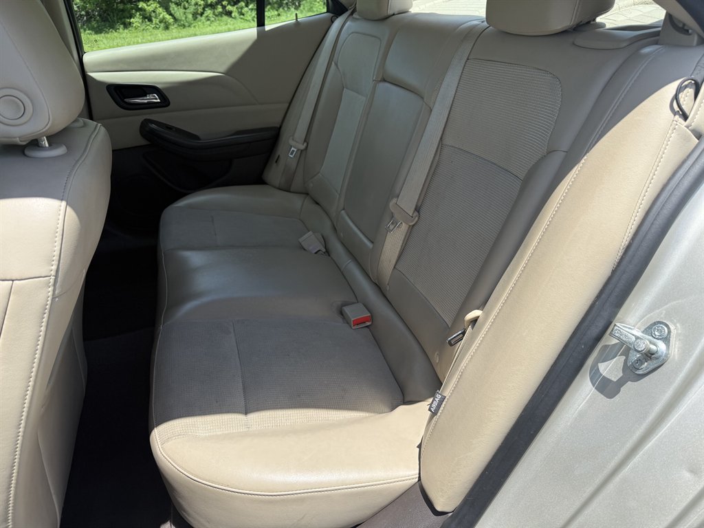 2014 Chevrolet Malibu - $6,900