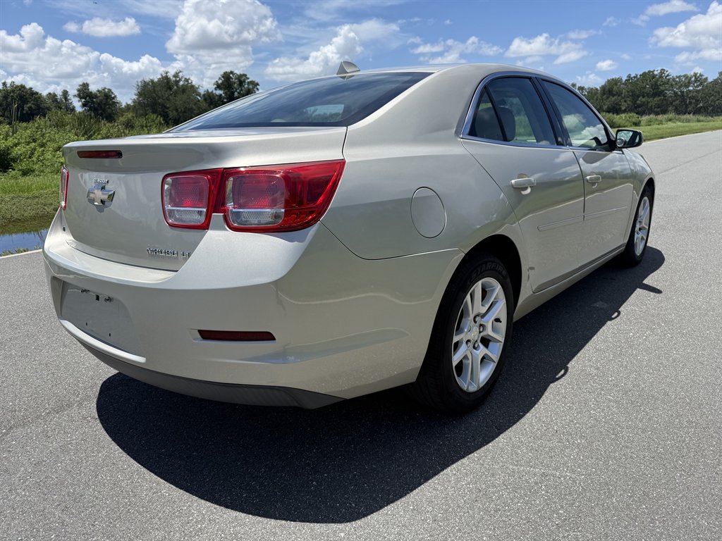 2014 Chevrolet Malibu - $6,900