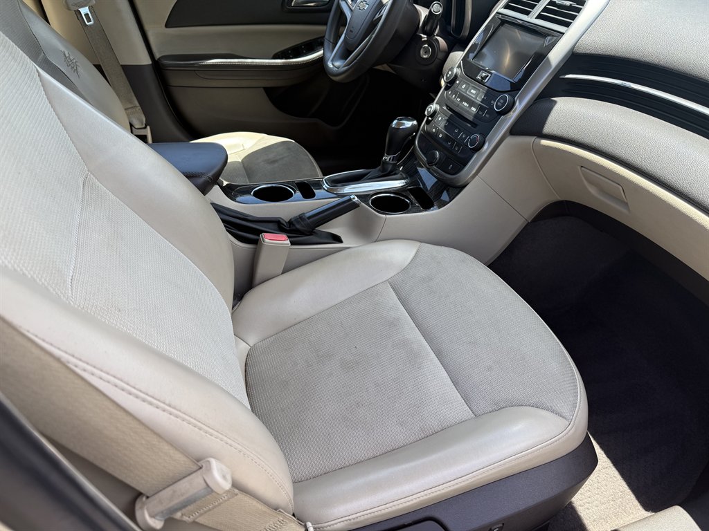 2014 Chevrolet Malibu - $6,900