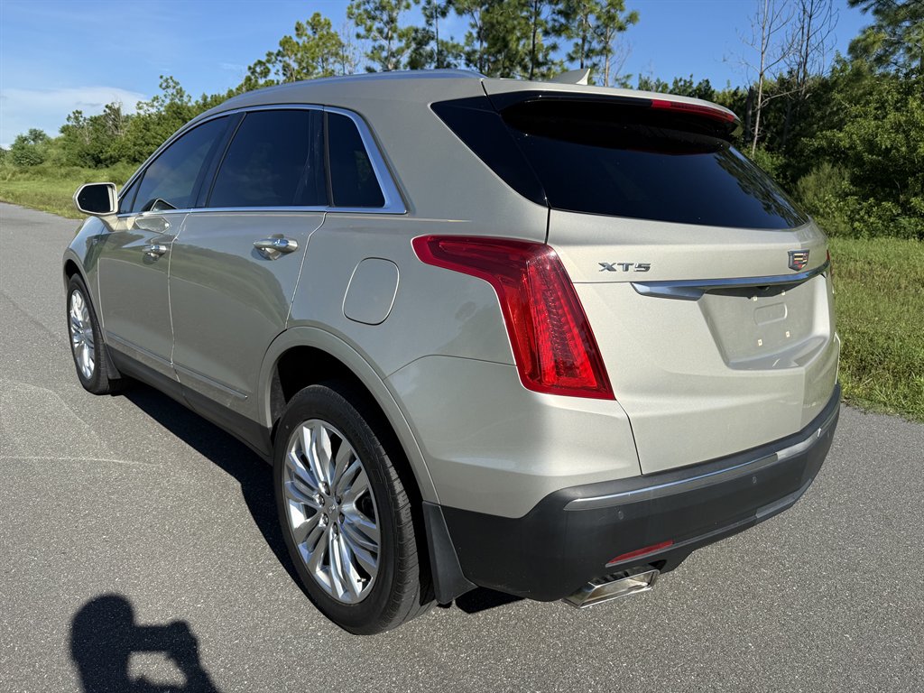 2017 Cadillac XT5 - $13,900