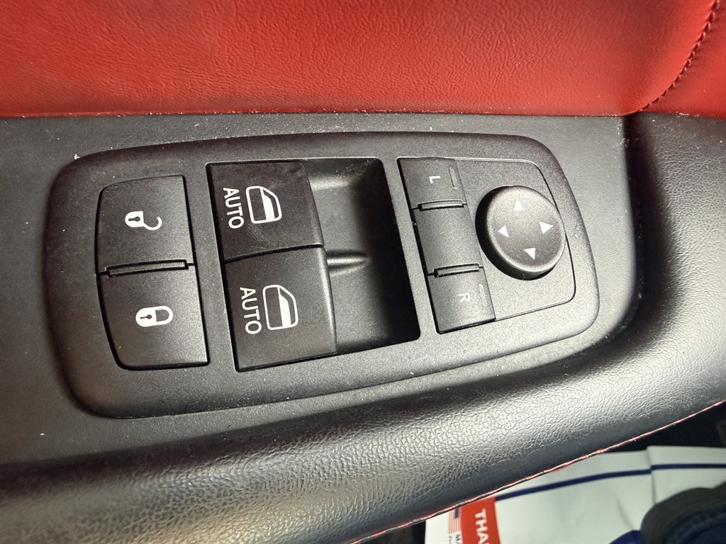 2015 Dodge Challenger - $19,900