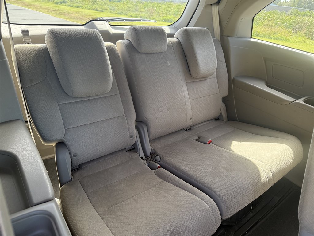 2014 Honda Odyssey - $9,900