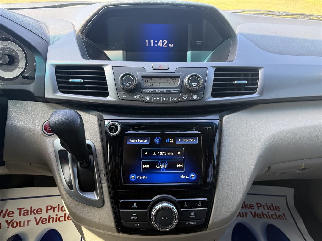 2014 Honda Odyssey - $9,900