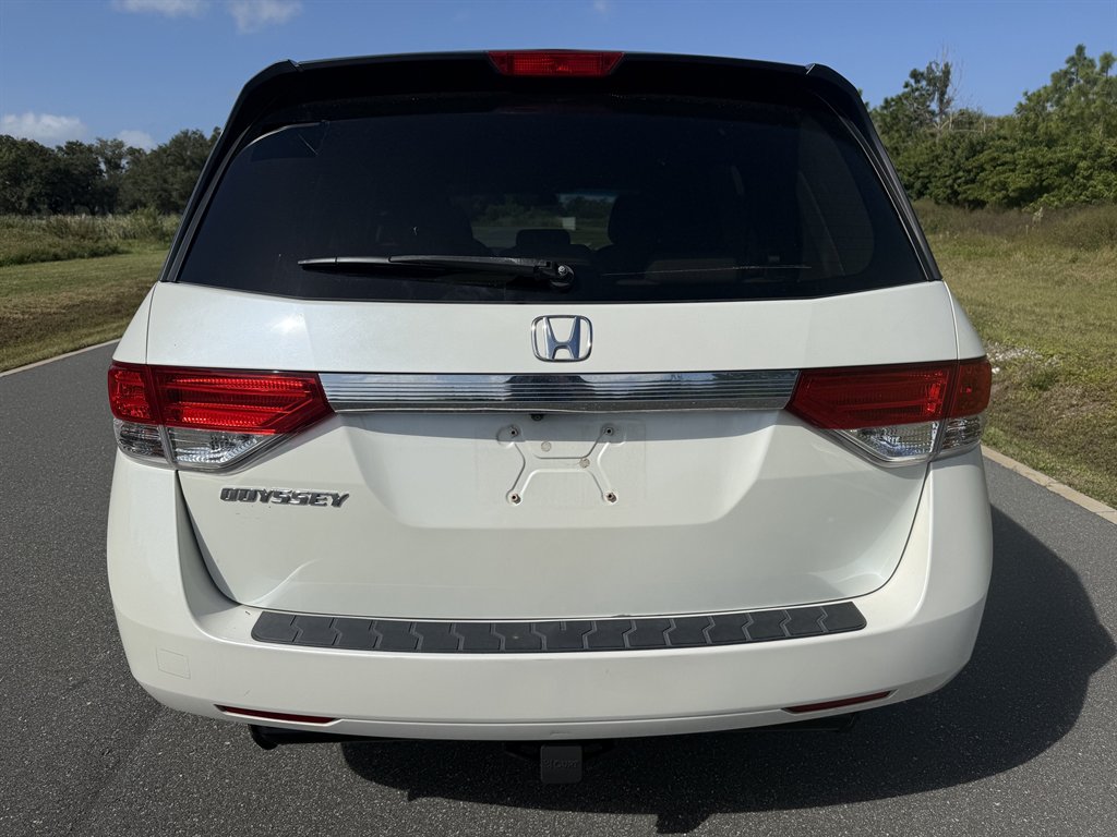 2014 Honda Odyssey - $9,900