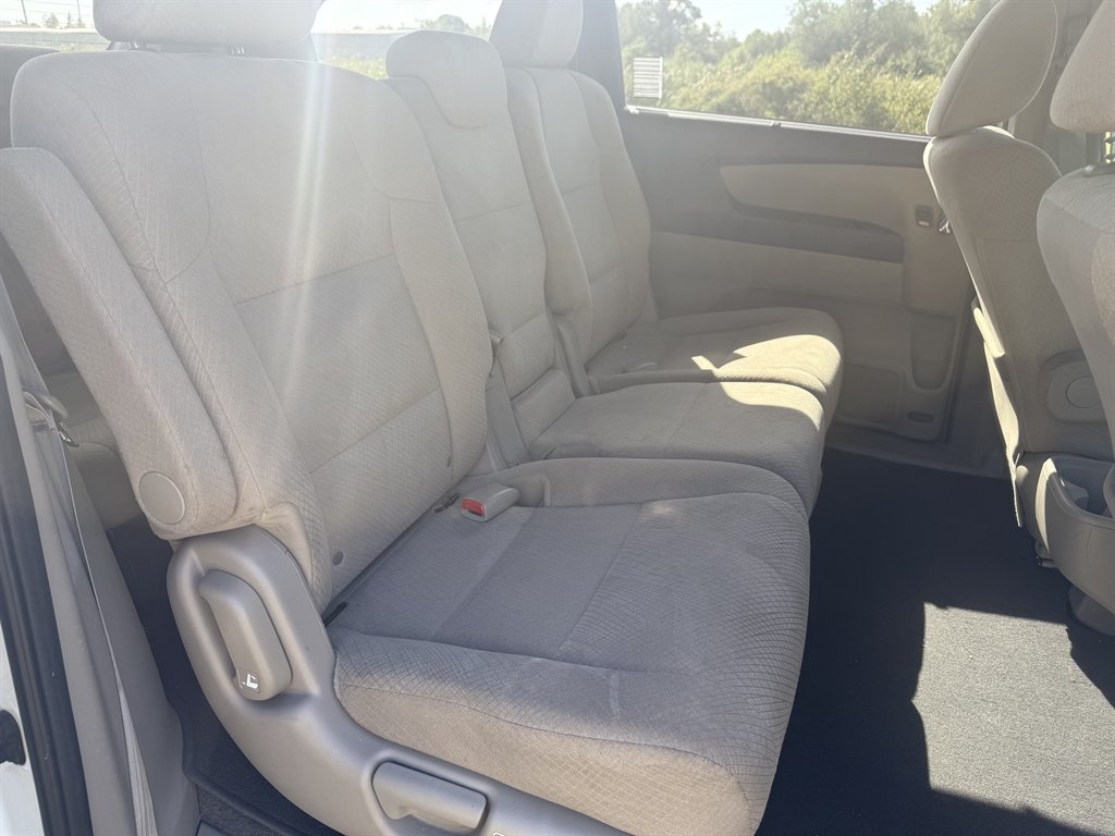 2014 Honda Odyssey - $9,900