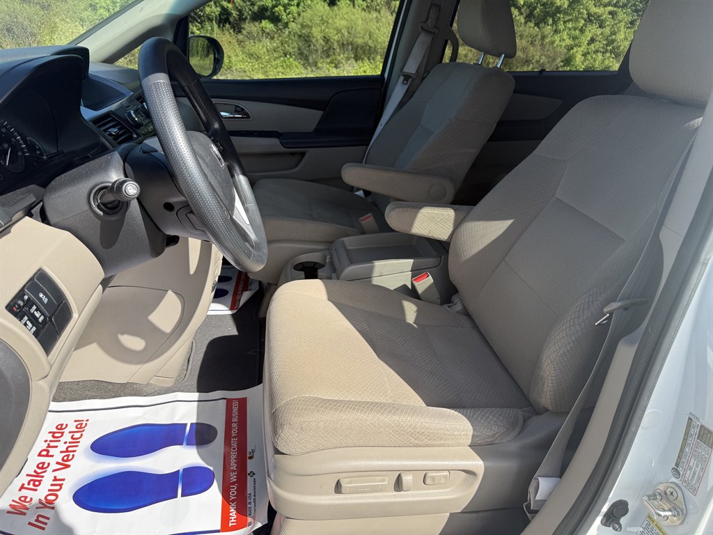 2014 Honda Odyssey - $9,900