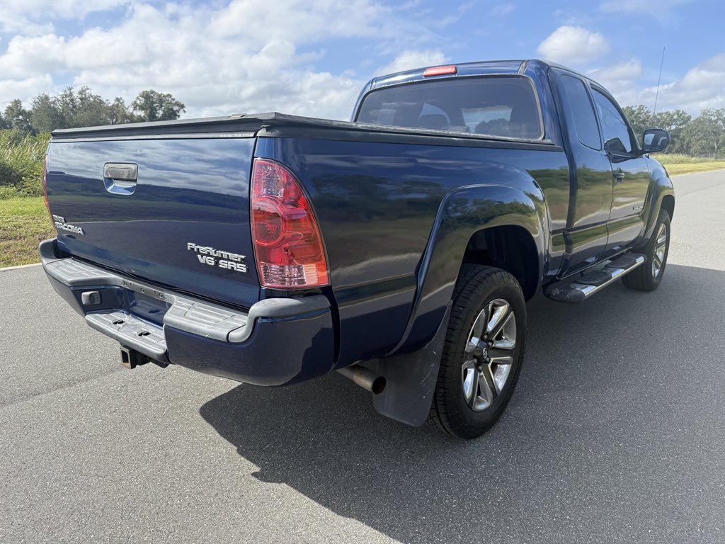 2006 Toyota Tacoma - $10,900