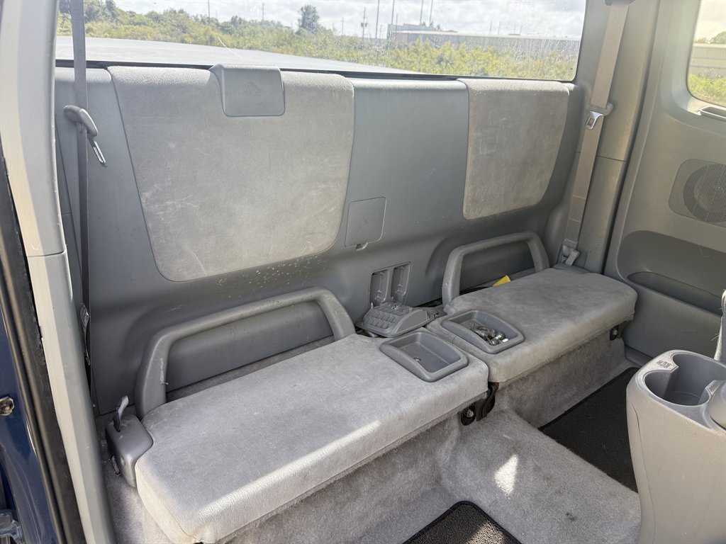 2006 Toyota Tacoma - $10,900