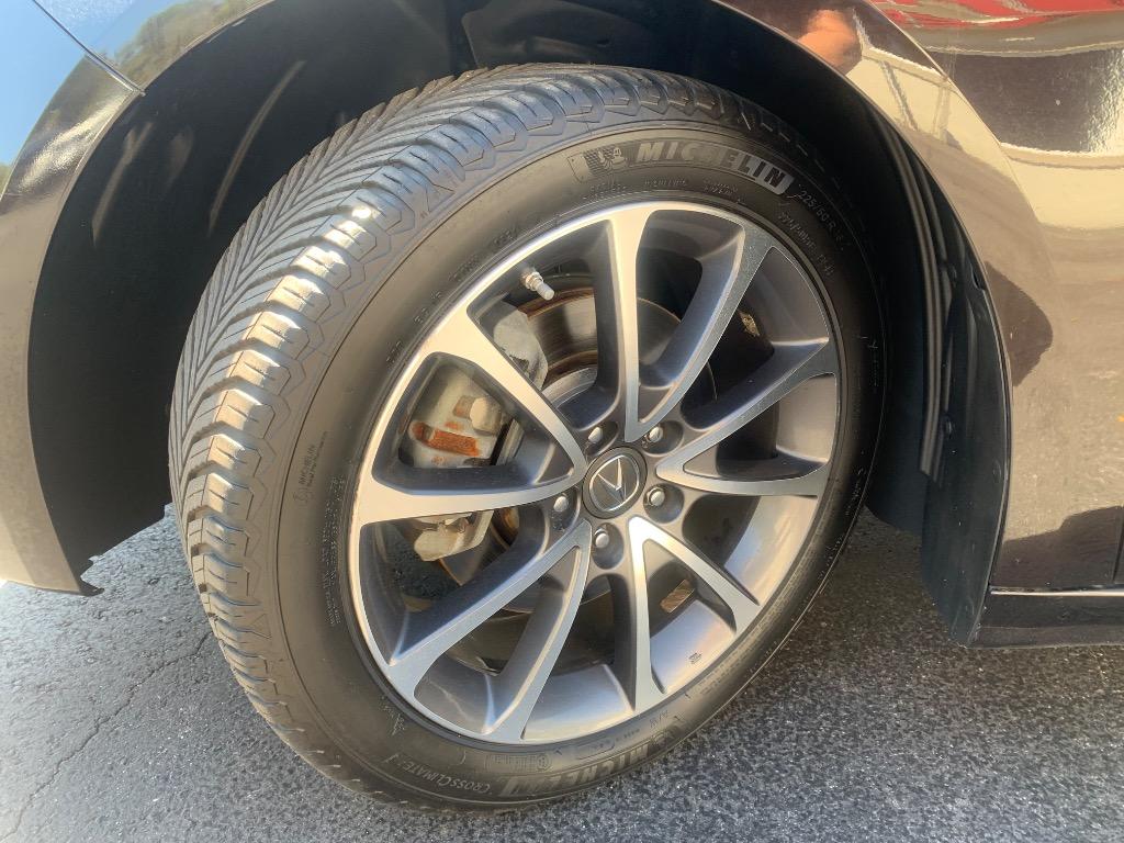 2017 Acura TLX Base 3.5l photo
