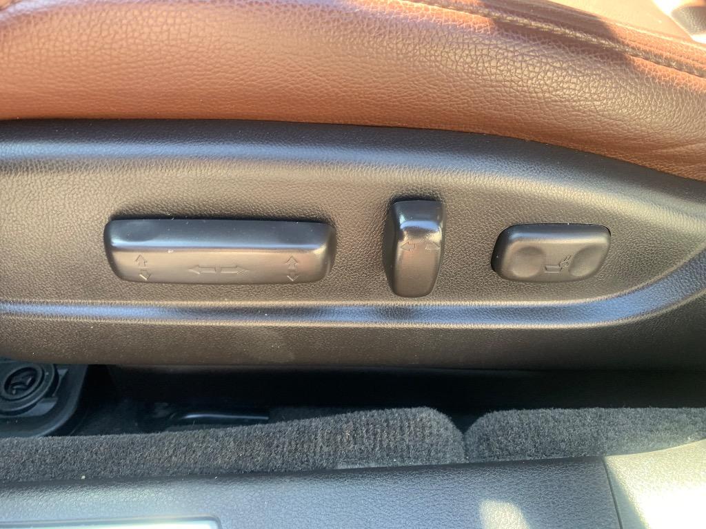 2017 Acura TLX Base 3.5l photo