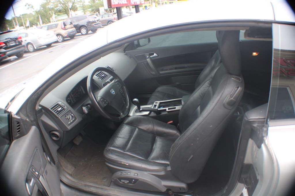 2009 Volvo C70 - $4,500
