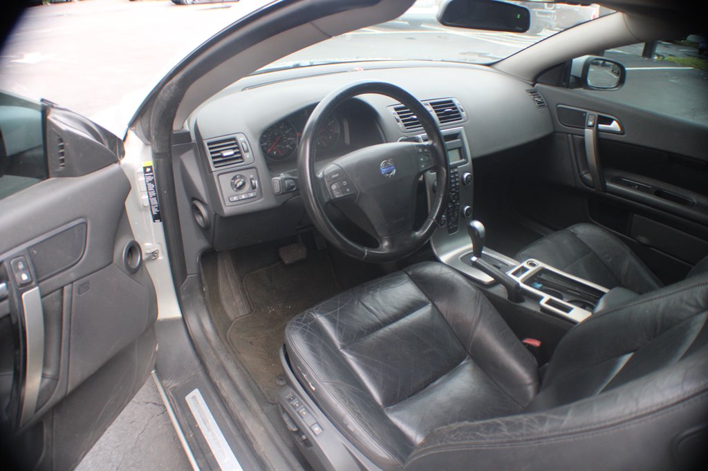 2009 Volvo C70 - $4,500