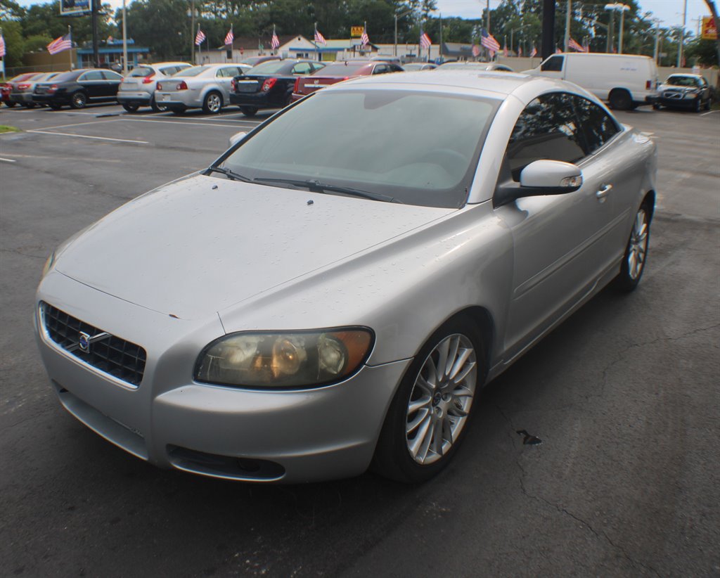 2009 Volvo C70 - $4,500