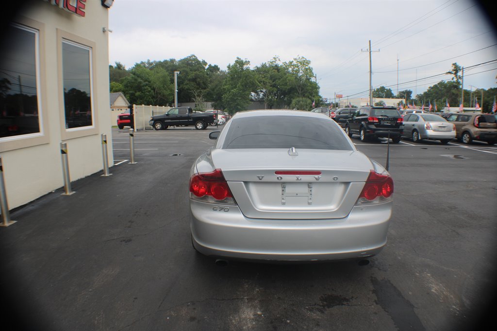 2009 Volvo C70 - $4,500