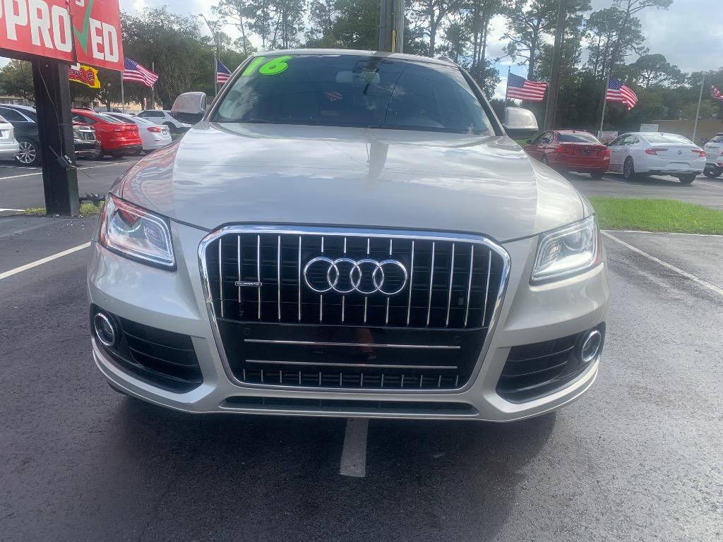 2016 Audi Q5 - $10,500