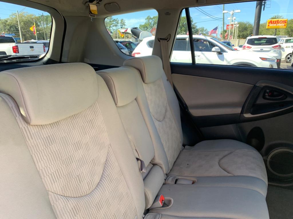 2011 Toyota RAV4 photo
