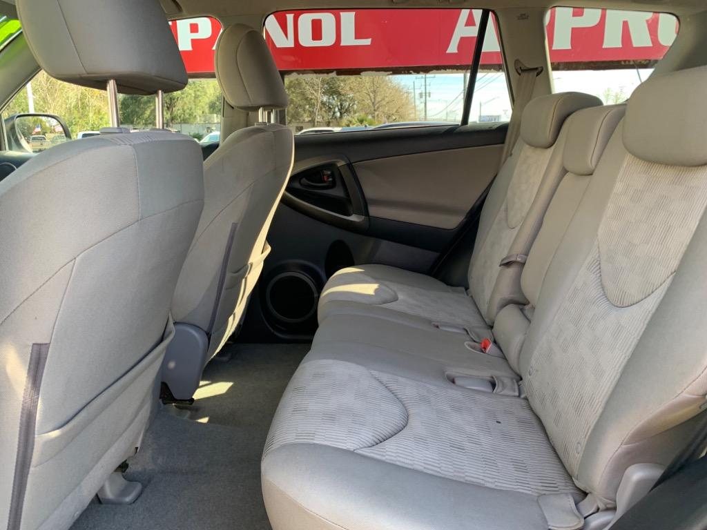 2011 Toyota RAV4 photo