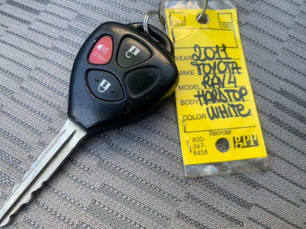 2011 Toyota RAV4 photo