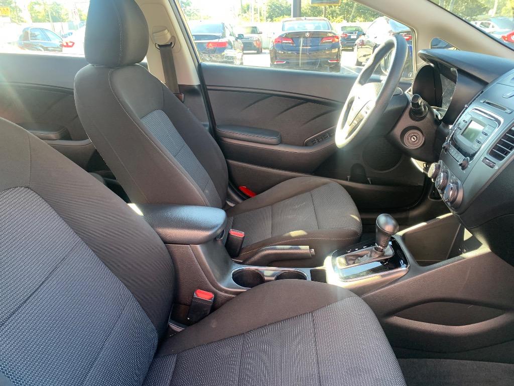 2017 Kia Forte - $8,500