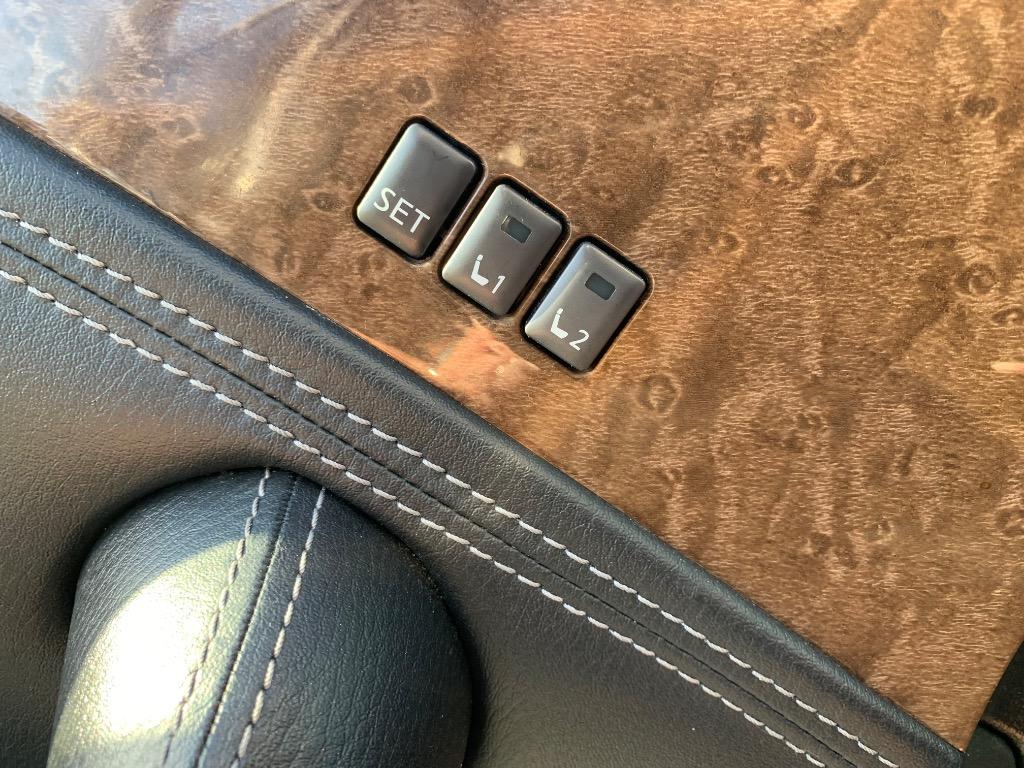 2017 INFINITI QX80 - $16,150
