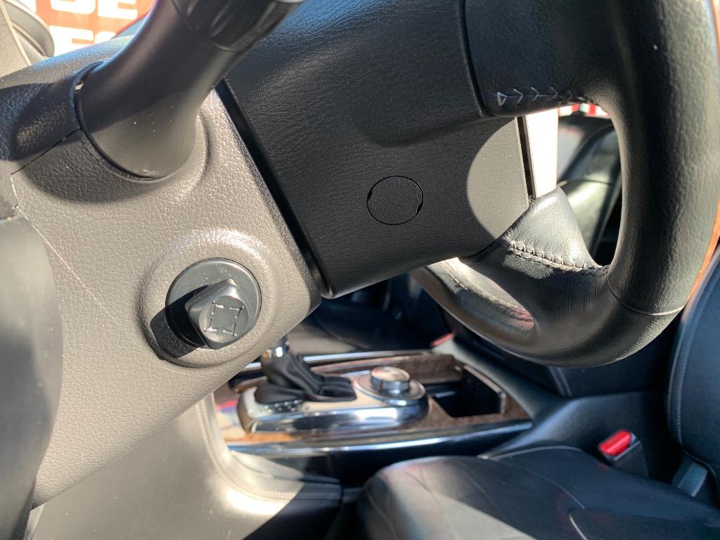 2017 INFINITI QX80 - $16,150