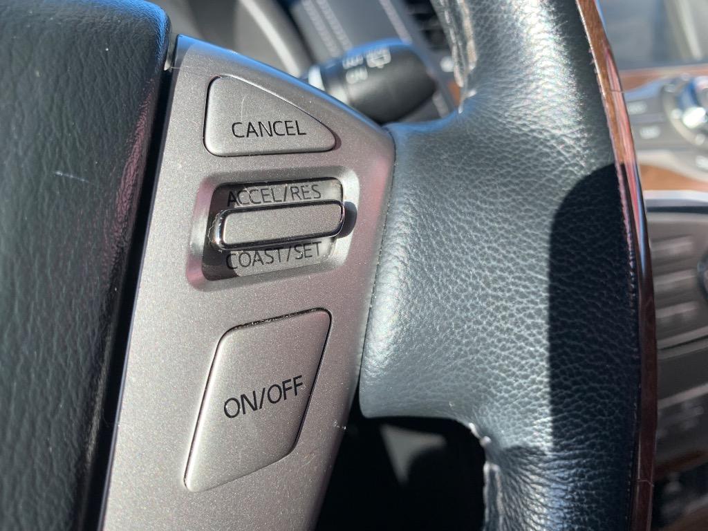 2017 INFINITI QX80 - $16,150