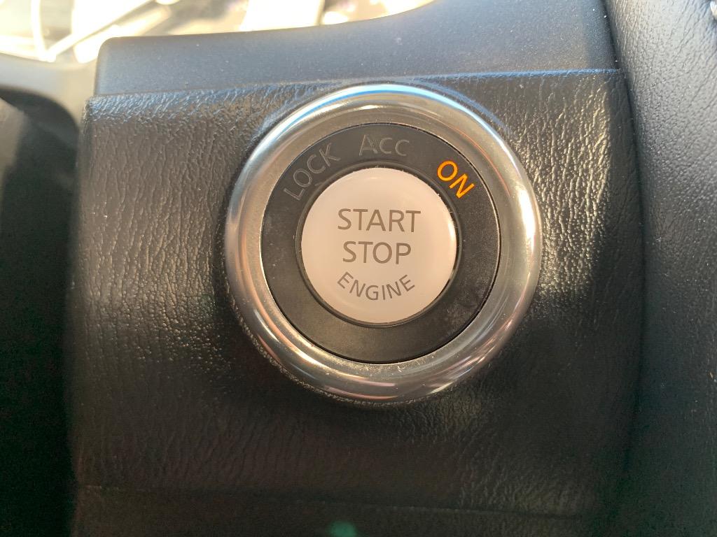 2017 INFINITI QX80 - $16,150