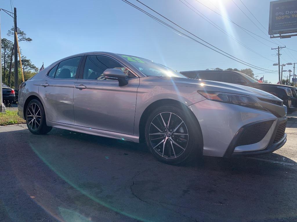 2023 Toyota Camry - $15,900