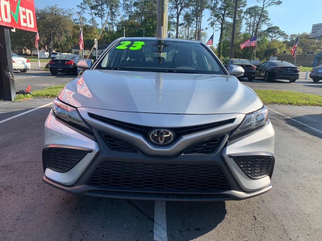 2023 Toyota Camry - $15,900
