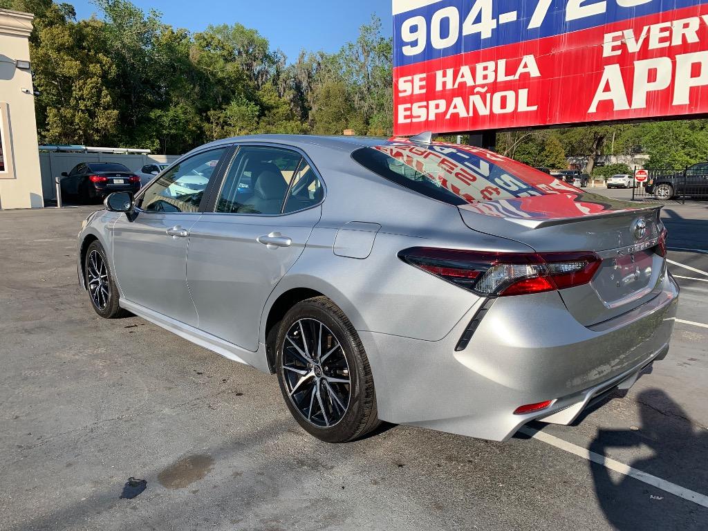 2023 Toyota Camry - $15,900