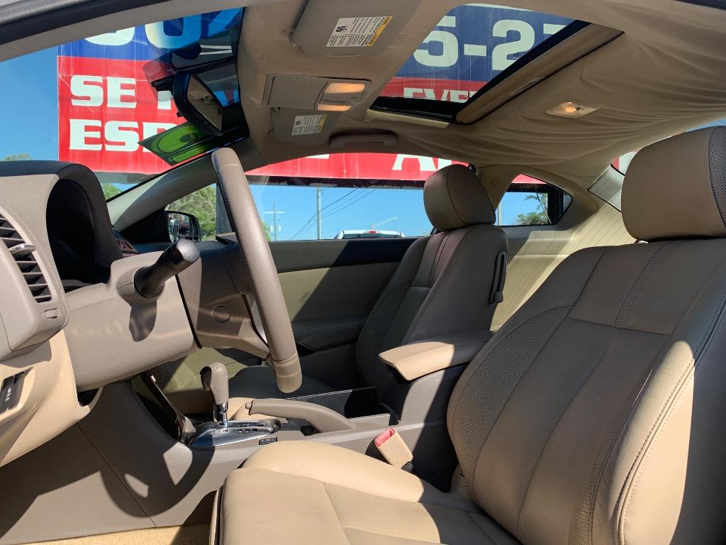 2013 Nissan Altima - $8,500