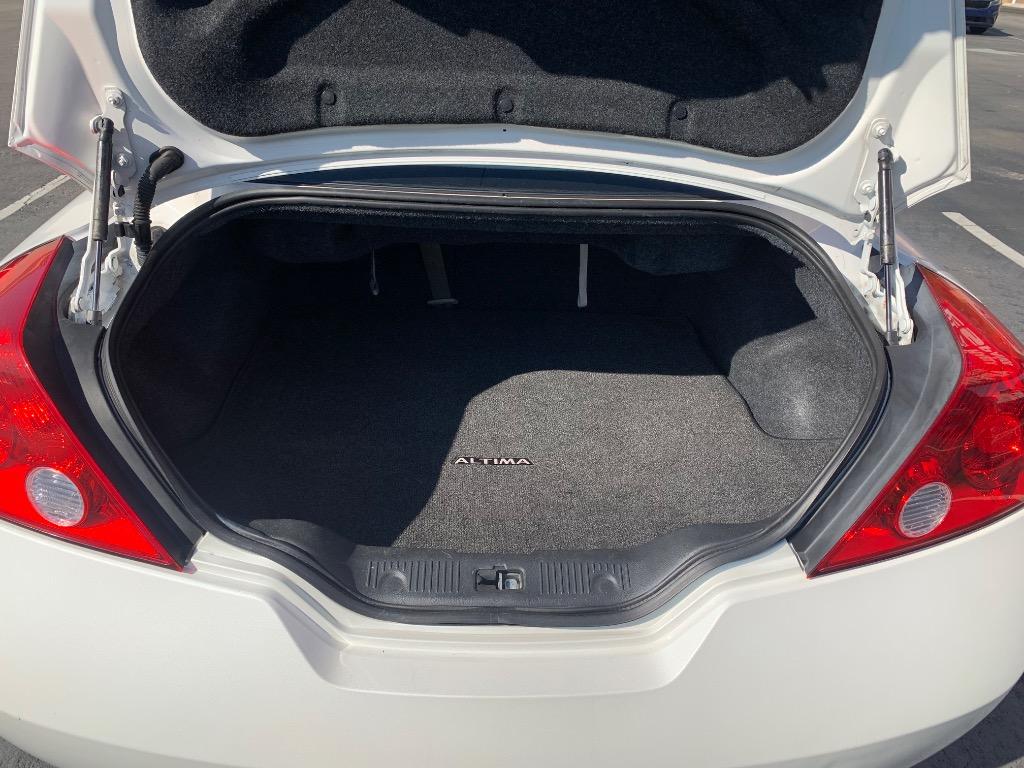 2013 Nissan Altima - $8,500