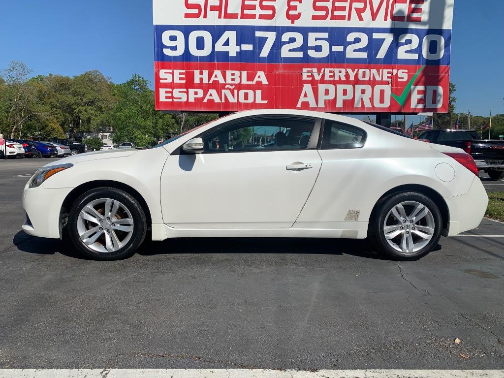 2013 Nissan Altima - $8,500