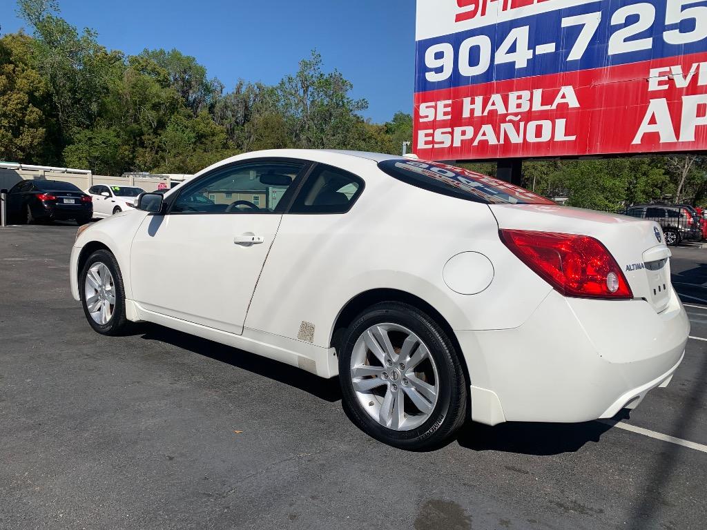 2013 Nissan Altima - $8,500