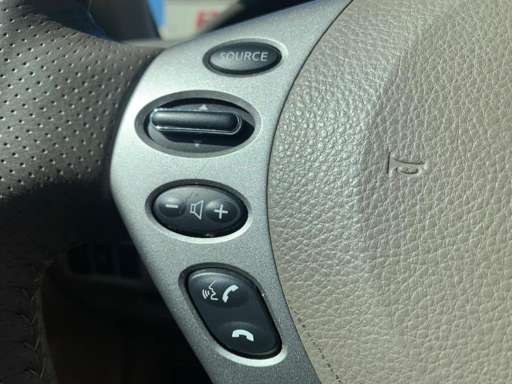 2013 Nissan Altima - $8,500