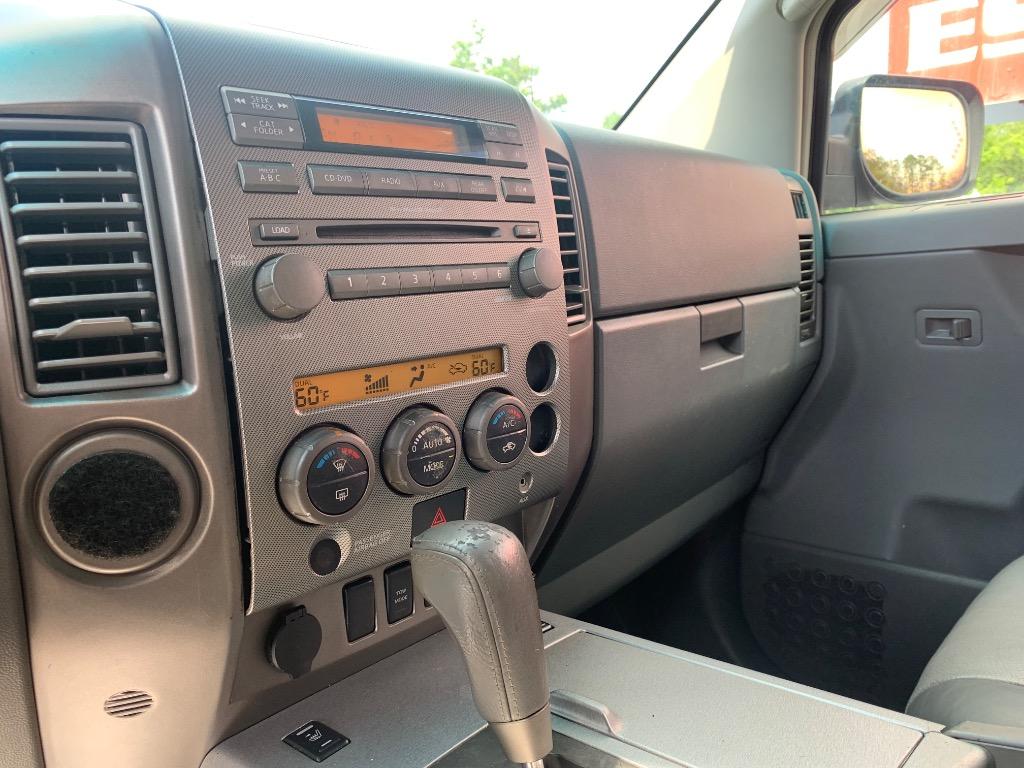 2006 Nissan Titan XE FFV photo