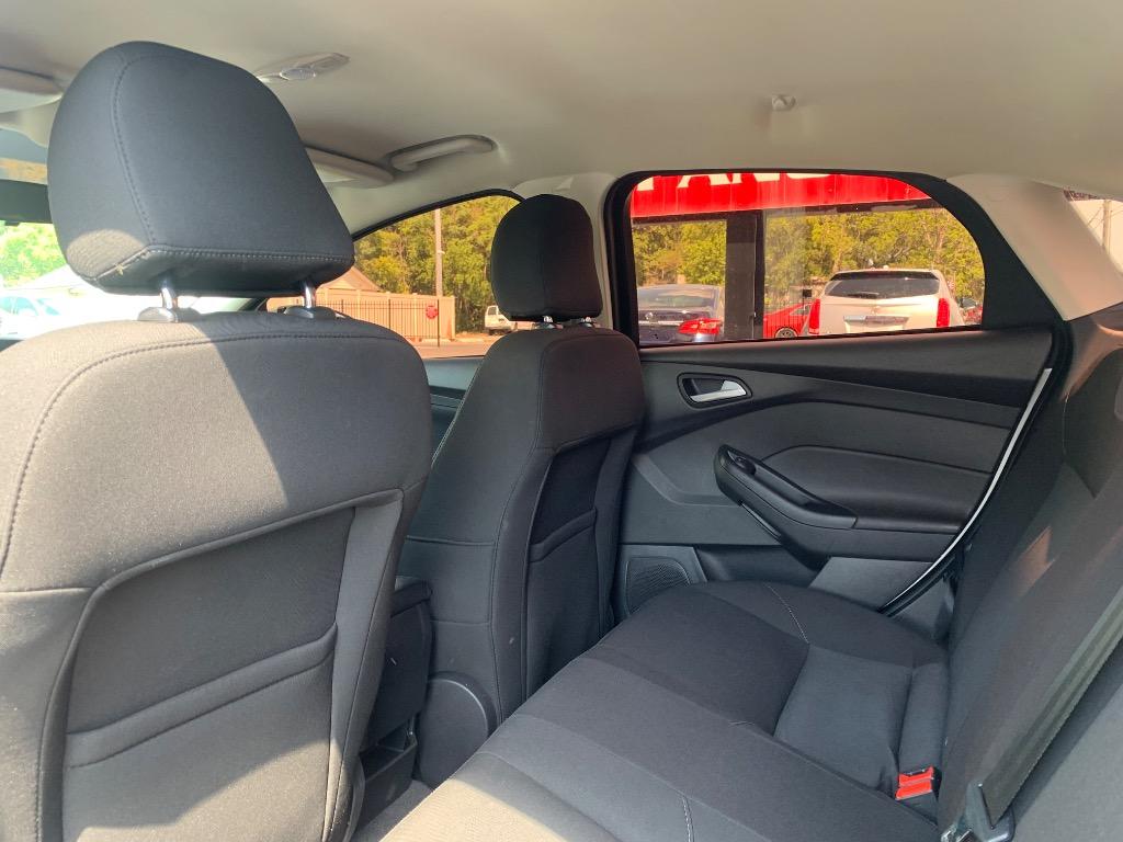 2017 Ford Focus - $6,900
