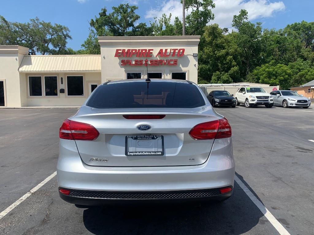 2017 Ford Focus - $6,900